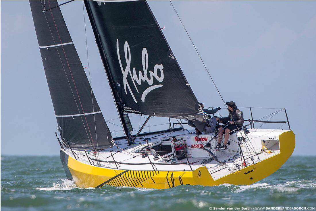 Hubo Upwind astern to leeward.jpg