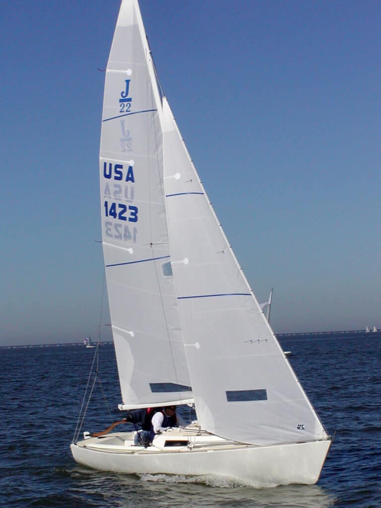 J 22UKSailmakers