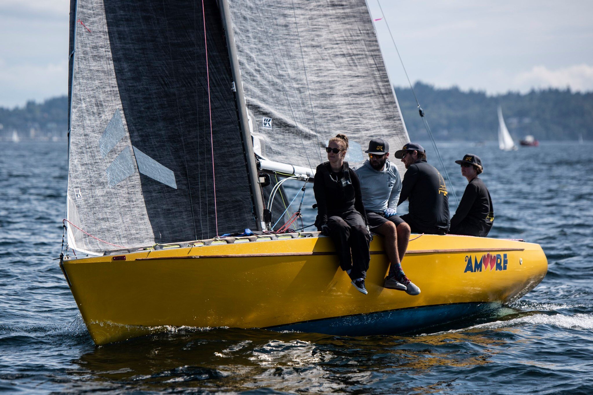 Joy Dahlgren’s Moore 24 AMORÉ sailing with X-Drive sails with double-sided Liteskin