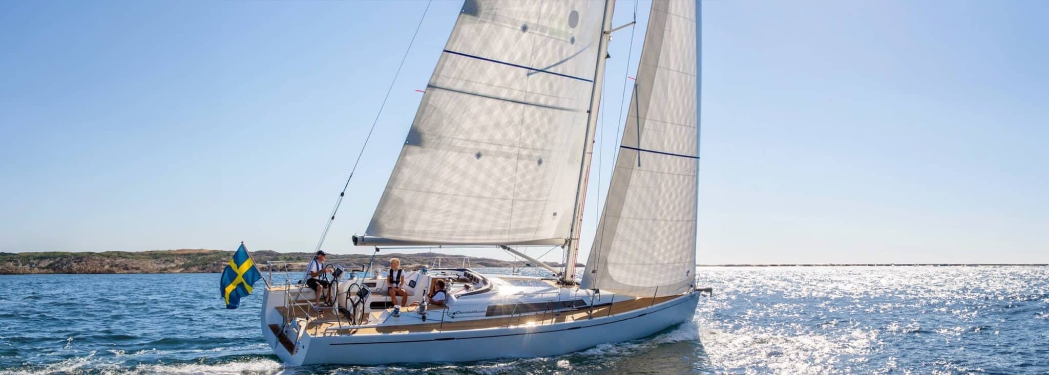 Cruising sails - Most sailors tend to both cruise and race. Therefore, we primarily offer “performance" cruising sails. Even those who never race want their boat to sail well and reliably. Our performance c