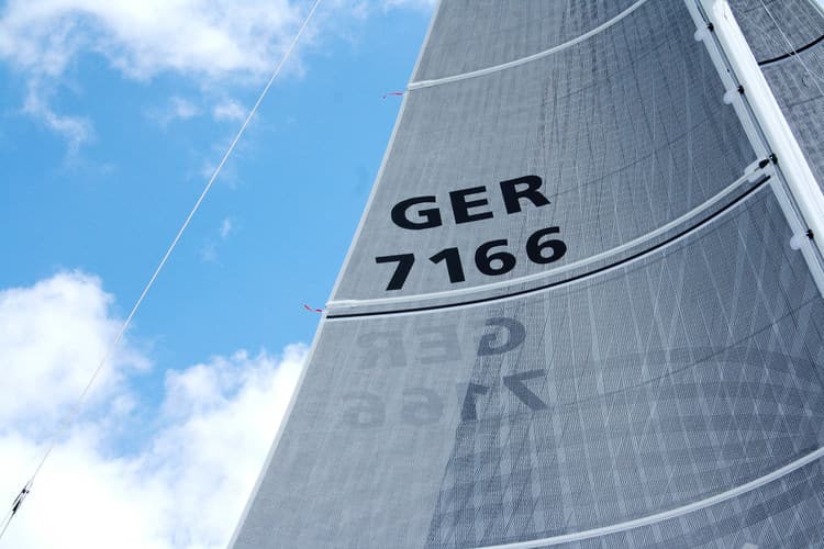 UKSailmakersSailNumbers