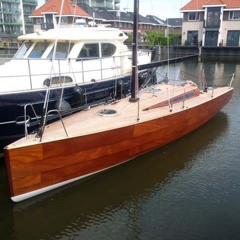 Waarschip+1012+Cigar+Box+Wood+Epoxy+dock.jpg