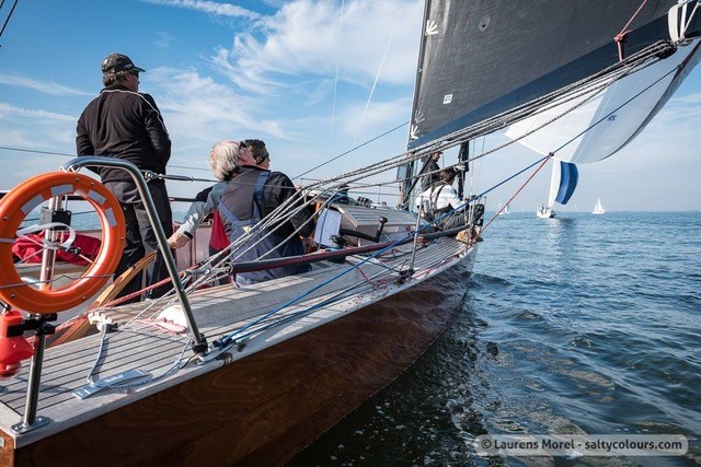 Waarschip+1012+Cigar+Box+Wood+Epoxy+Light+air.jpg